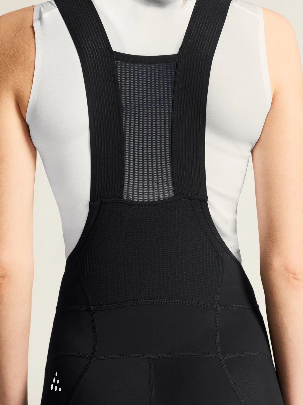 Craft Women's Endurance C1 Cargo Bib Bike Short - Image 4