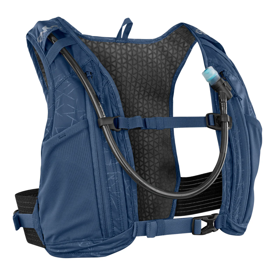 evoc Hydro Pro 3 (1.5L Bladder) Hydration Bike Pack - Image 4