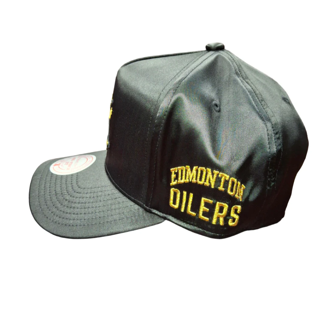 Mitchell & Ness Men's NHL Edmonton Oilers Golden Egg A-Frame Snapback Hat - Image 3