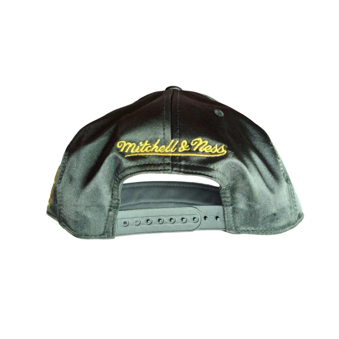 Mitchell & Ness Men's NHL Edmonton Oilers Golden Egg A-Frame Snapback Hat - Image 4