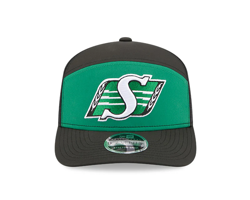 New Era Men's CFL Saskatchewan Roughriders Sideline '26 970 SP Hat Green/Black - Image 3