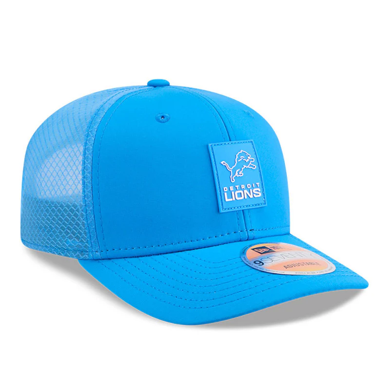 New Era Men's NFL Detroit Lions Sideline '25 970 Trucker Hat - Image 3