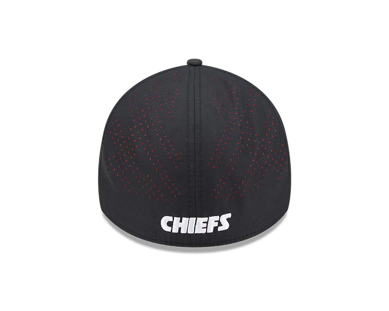 New Era Men's NFL Kansas City Chiefs '25 3930 Night Flex Hat - Image 4