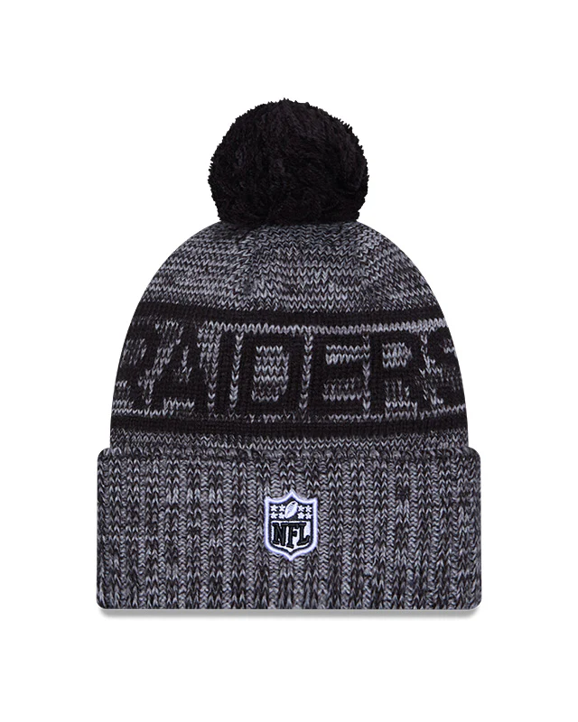 New Era Men's NFL Las Vegas Raiders Sideline '25 Sport Pom Knit Toque - Image 3