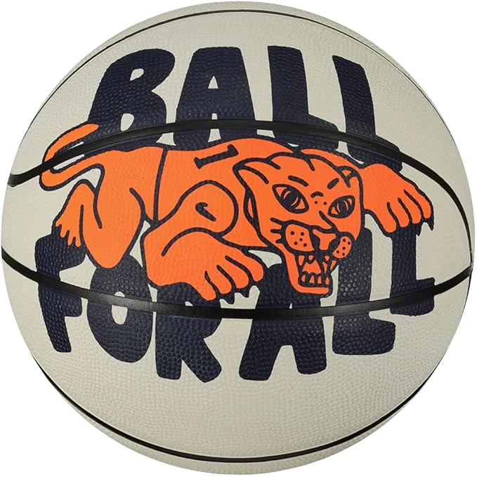 Nike Everyday Playground 8P Graphic Basketball - Image 3
