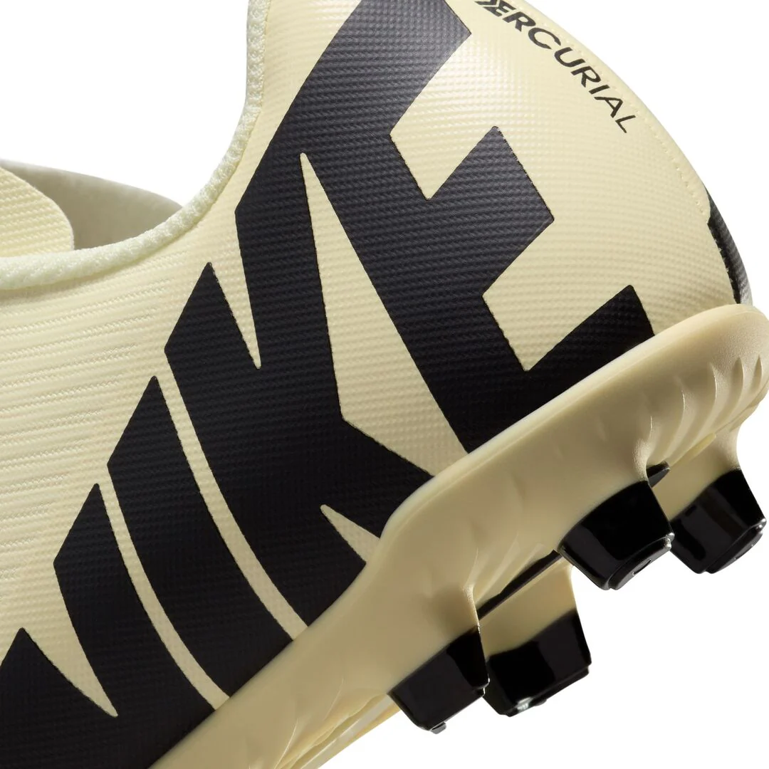 Nike Junior Mercurial Vapor 15 Club DJ5958-700 FG/MG Soccer Cleats - Image 5