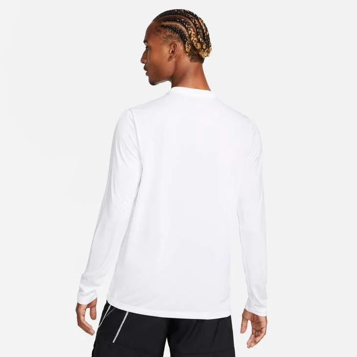 Nike Men's Dri-Fit Legend Long Sleeve Shirt - Image 9