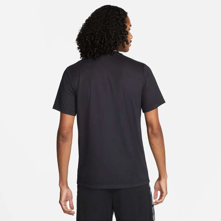Nike Men's Dri-Fit Legend T-Shirt - Image 2