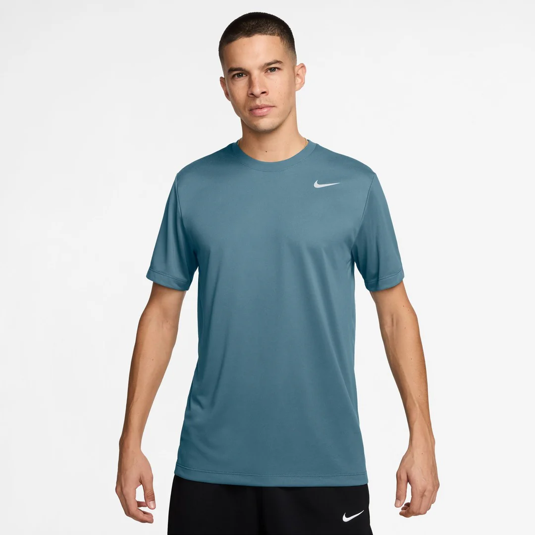 Nike Men's Dri-Fit Legend T-Shirt - Image 28