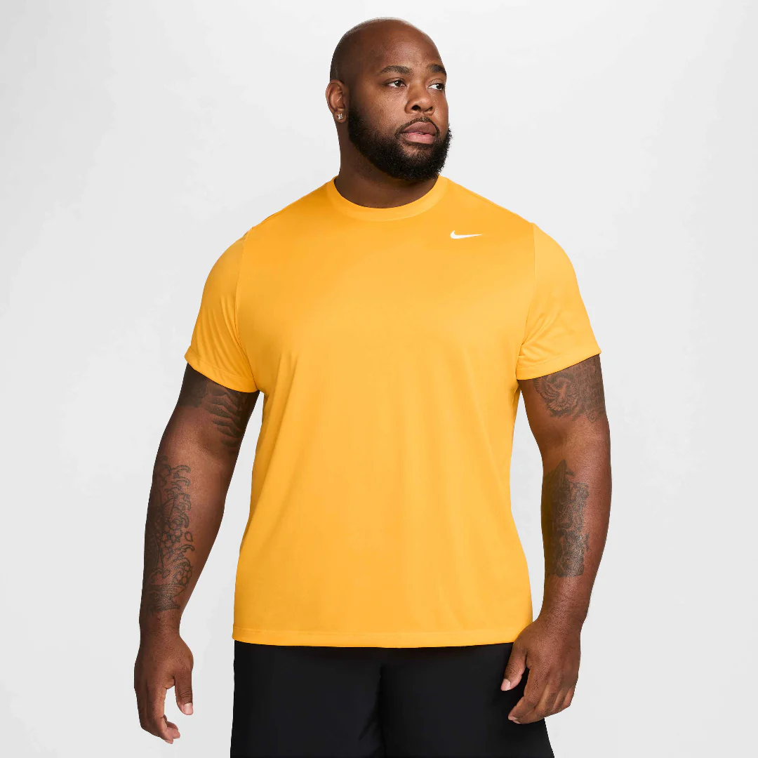 Nike Men's Dri-Fit Legend T-Shirt - Image 31