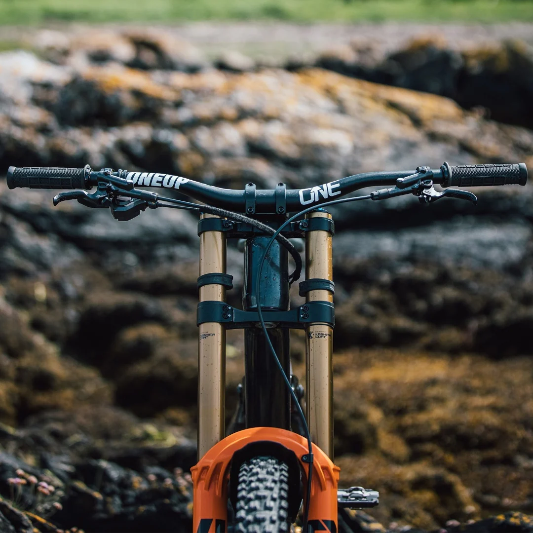 OneUp Aluminum 35mm MTB Handlebar - Image 6