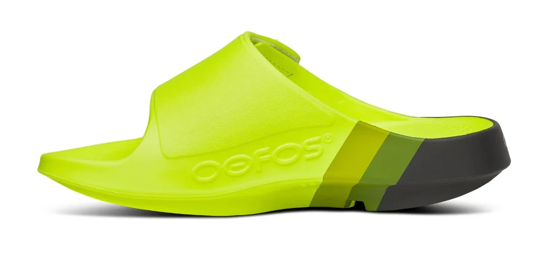 OOFOS Senior OOahh Sport Flex Slides Sandal - Image 16