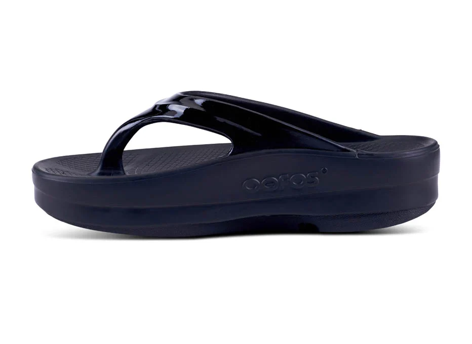 OOFOS Women's OOmega OOlala Thong Sandals - Image 2