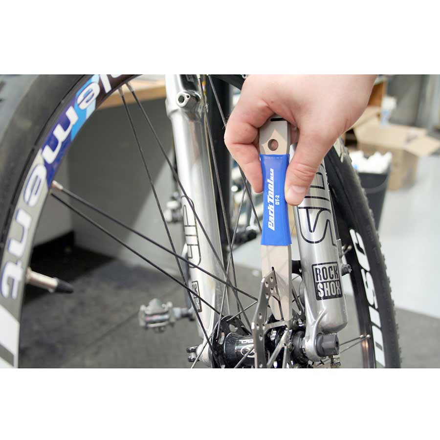 Park Tool DT-2 Rotor Truing Fork - Image 2