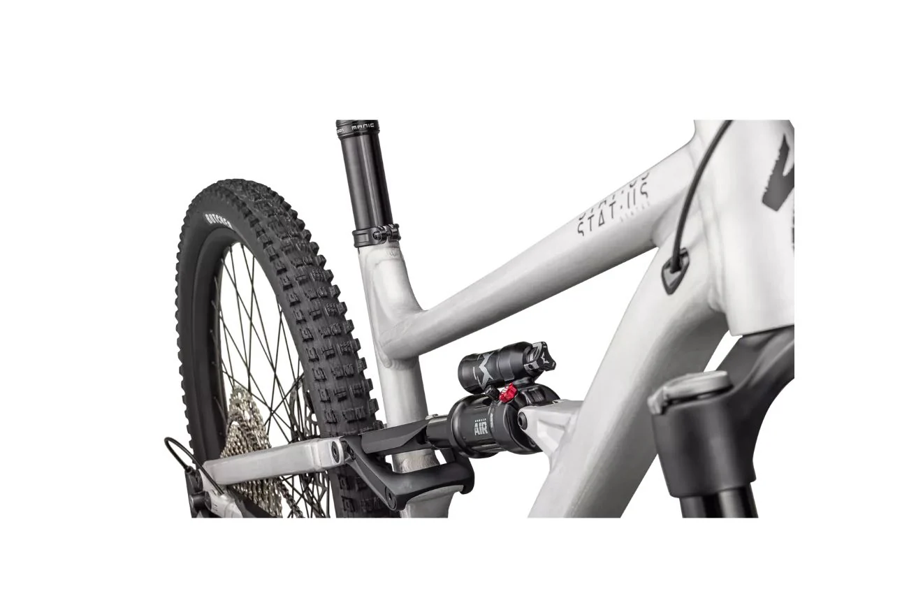 Specialized Status 2 140 Full Suspension Bike 2025 - Image 4