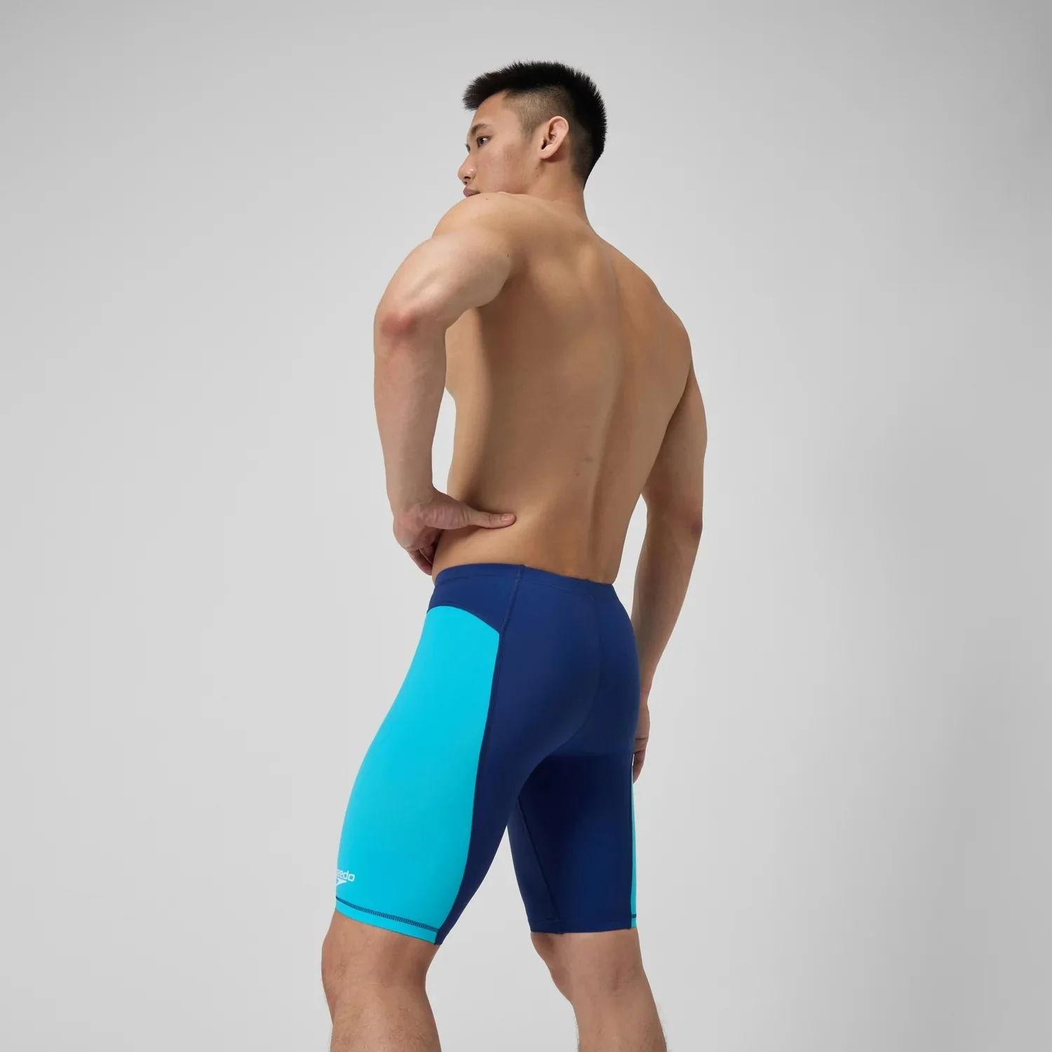 Speedo Men's Solid Vanquisher Swim Jammer - Image 5