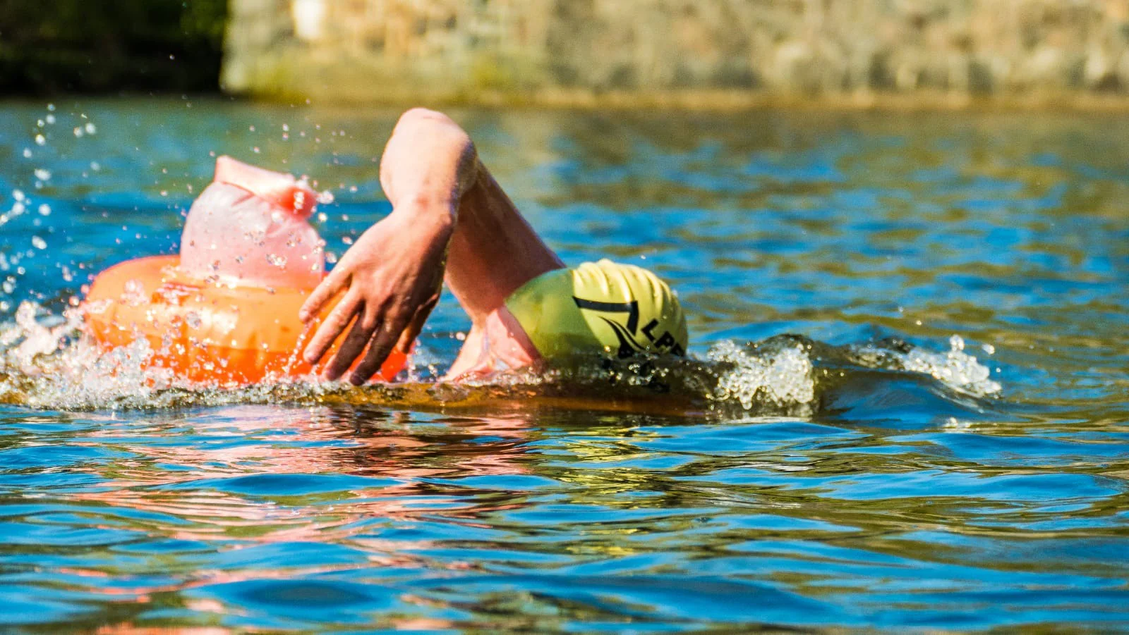 Swim Secure Tow Donut - Image 2