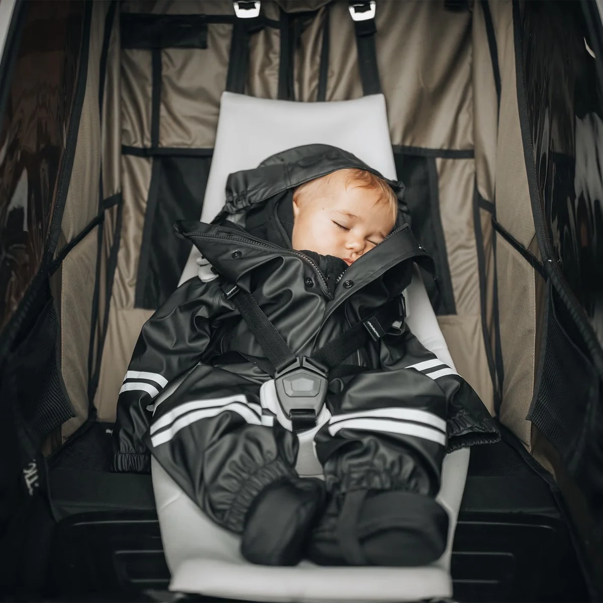 Thule Chariot Infant Sling 2.0 - Image 5