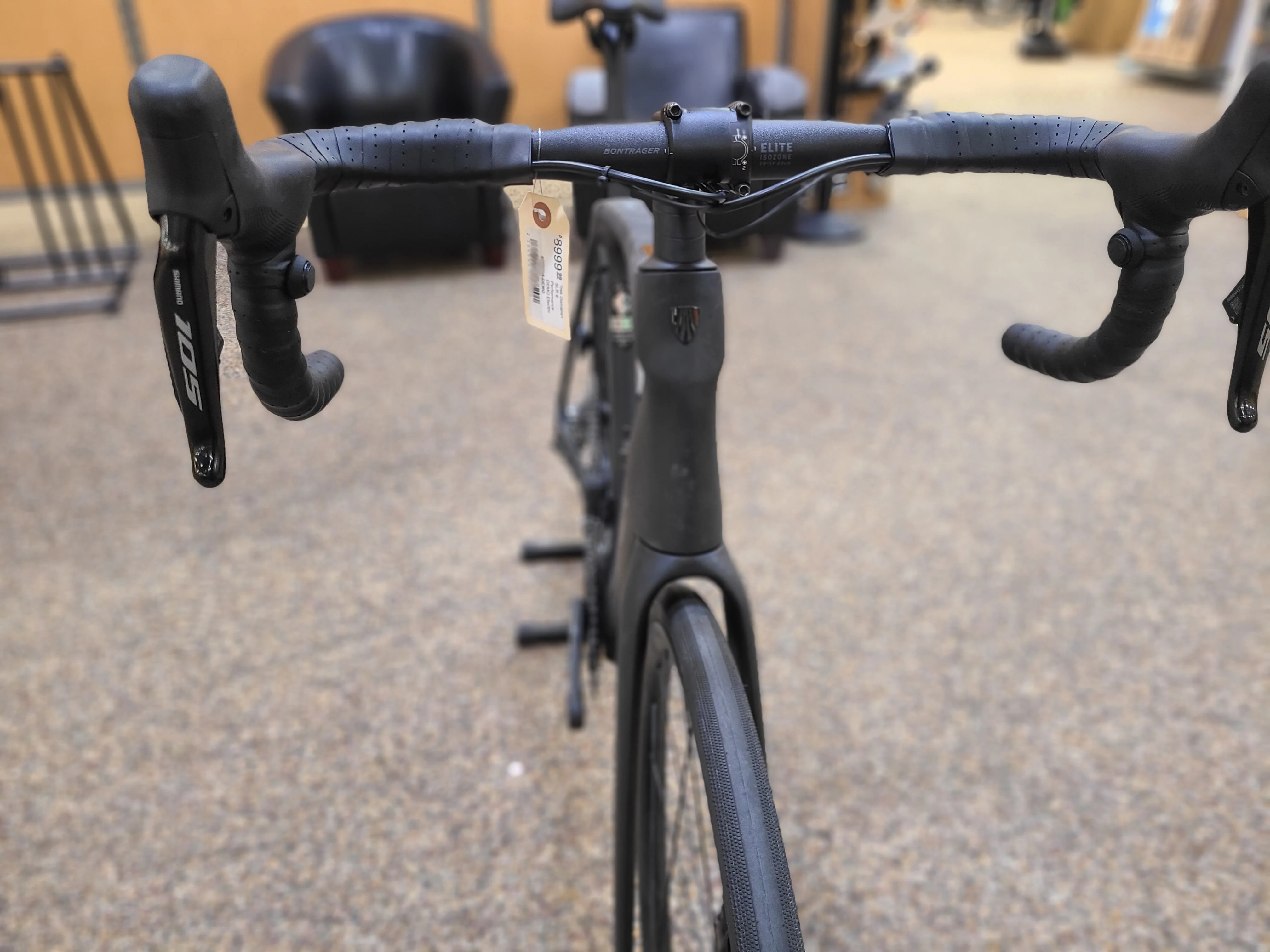 Trek Domane+ SLR 6 Performance DEMO Electric Road Bike 2025 - Image 2