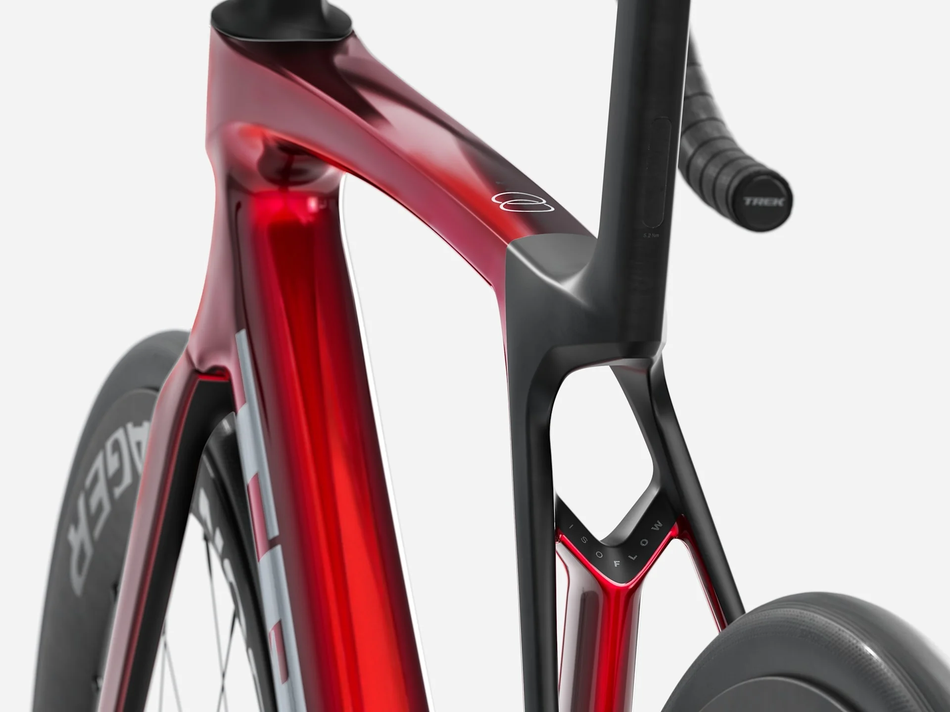 Trek Madone SL 7 (Gen 8) Performance Road Bike 2026 - Image 4