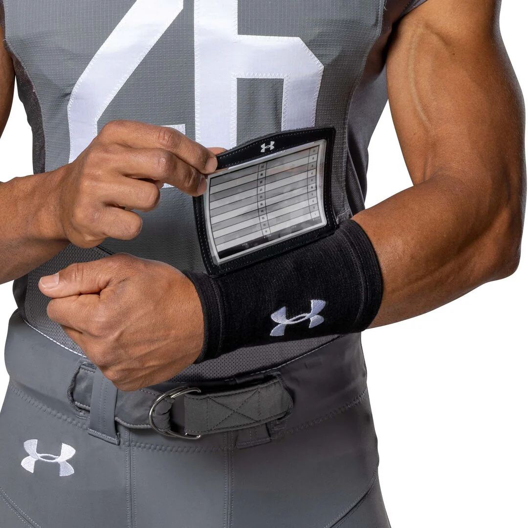 Under Armour Senior 3 Window Football Wrist Coach - Image 5